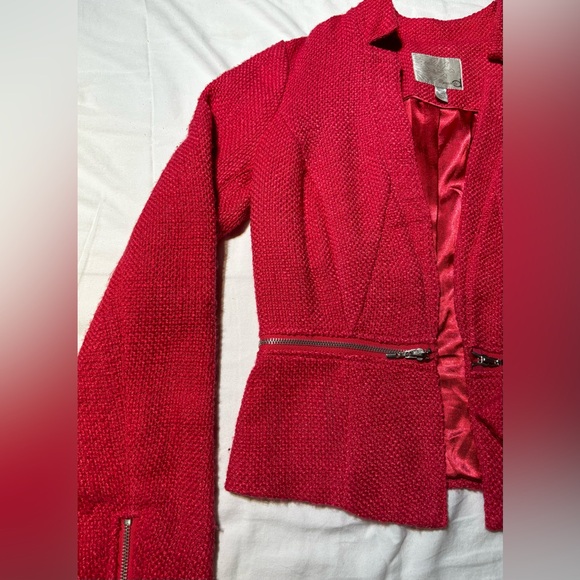 DYNAMITE Beautiful Red Blazer Jacket Zipper - Picture 4 of 11